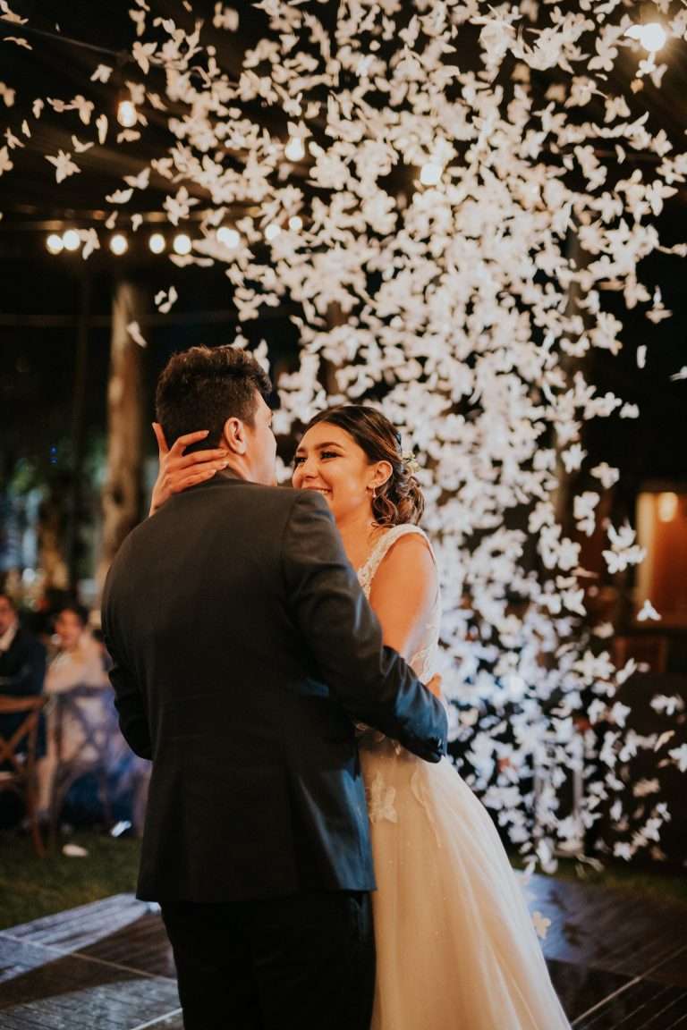 dancing with live band music in Victoria